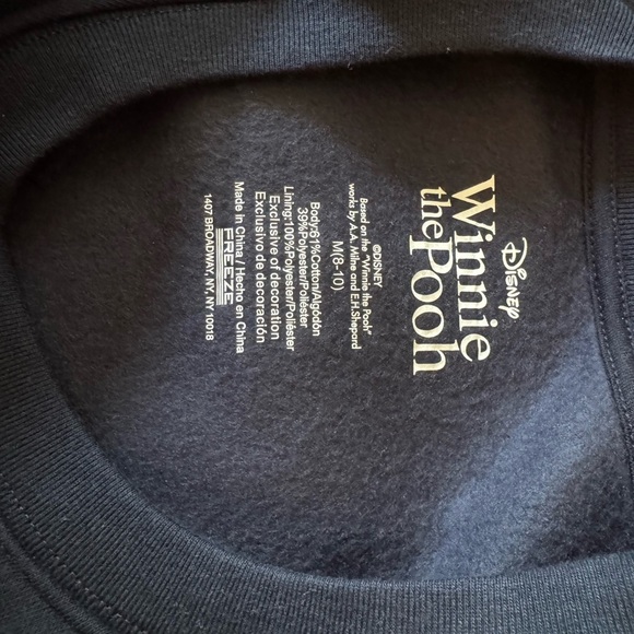 Disney Winnie the Pooh Navy Holiday Light-up Sweatshirt NWT - Picture 7 of 10